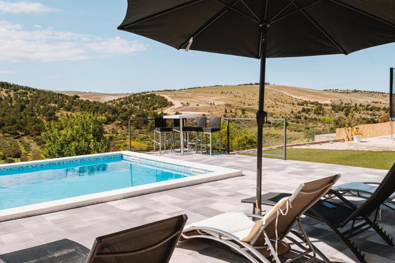 Guest House "The View" - With A Pool Donje Polje Exterior photo
